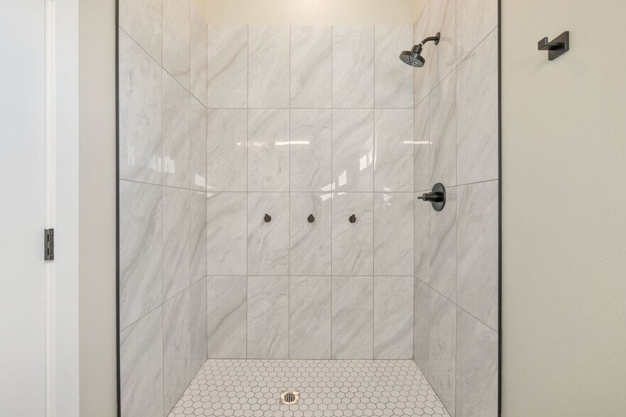 Building Photo - 1311 W Speedway Blvd