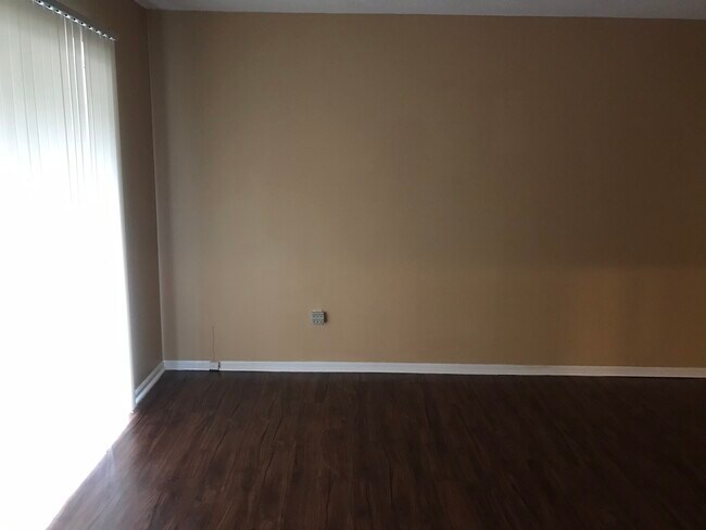 Building Photo - 3655 Haughton Ln