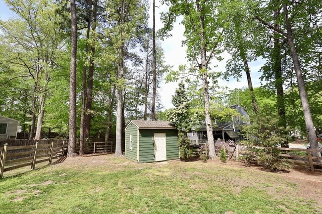 Building Photo - 10502 Crowncrest Ct