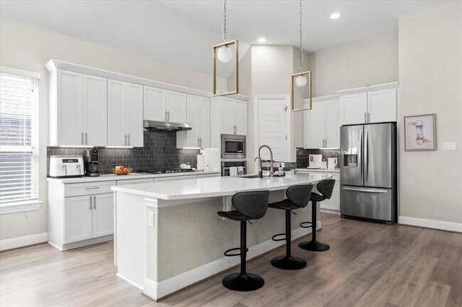 Building Photo - 1504 Saddlespur Ln