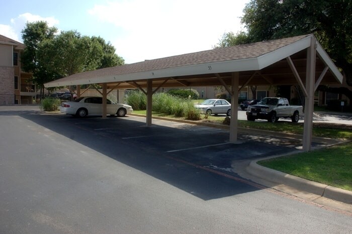 Building Photo - 2600 Gracy Farms Ln