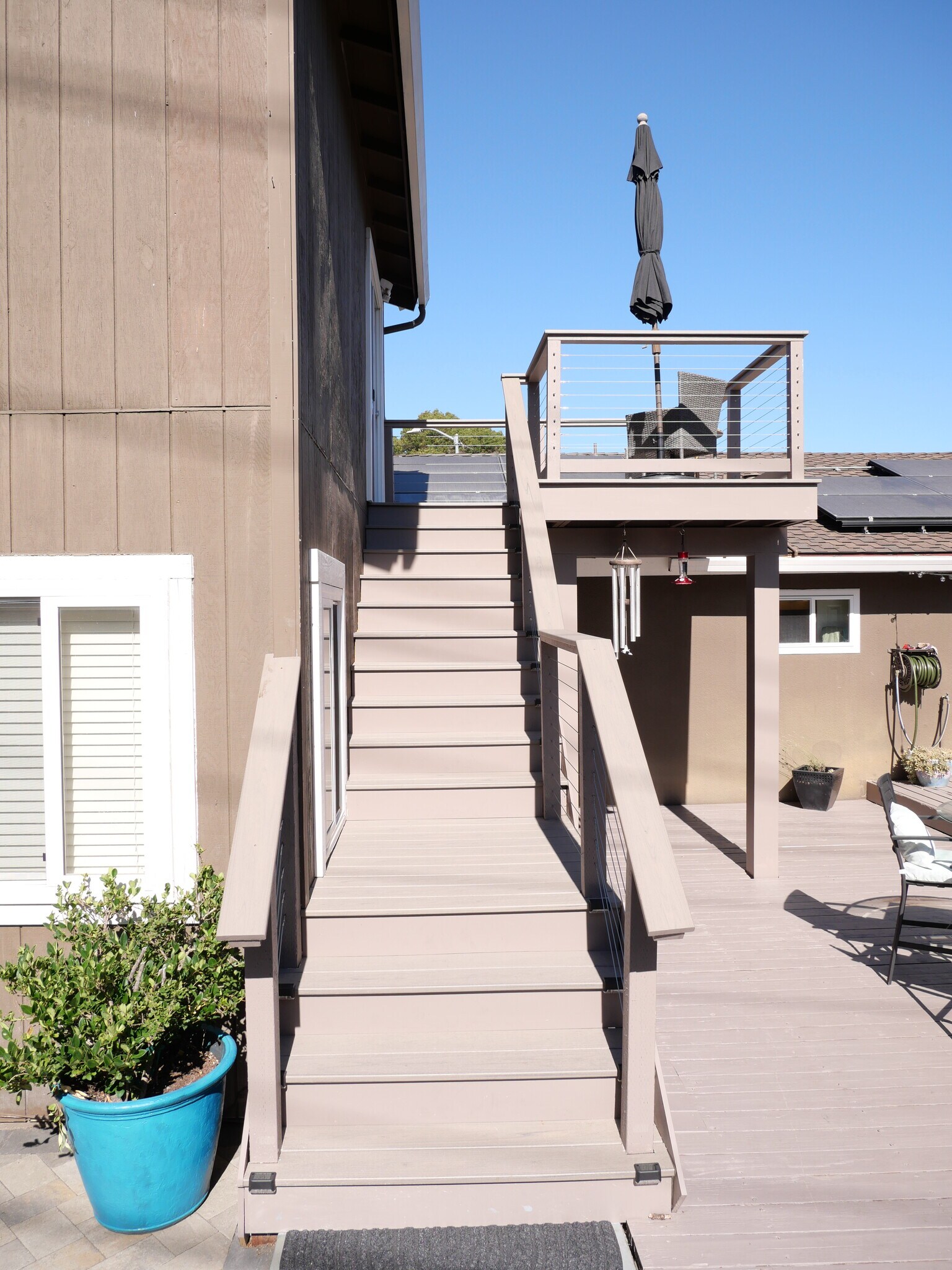 Building Photo - 8112 Holanda Ln