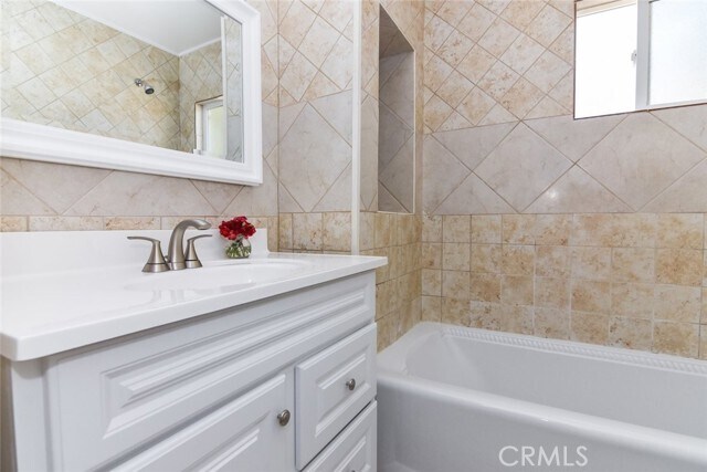 Building Photo - 6906 McLennan Ave