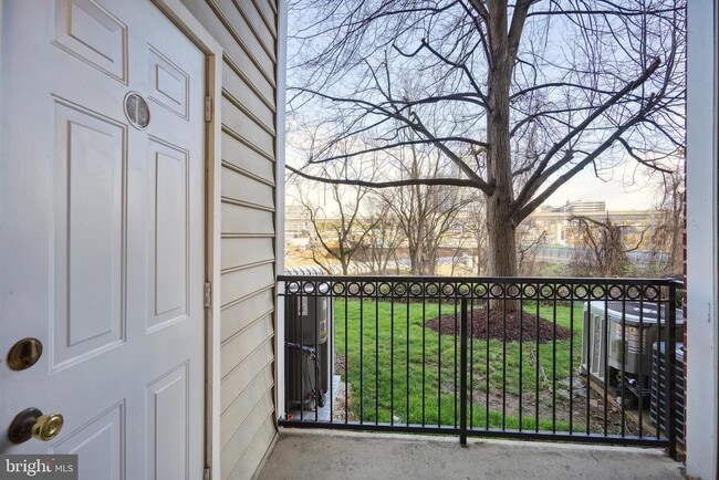 Building Photo - 1601 Spring Gate Dr.