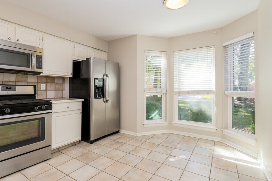 Building Photo - 5014 Otter Peak Dr