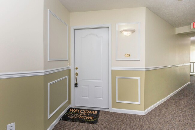 Building Photo - 9415 Magnolia Ridge Dr