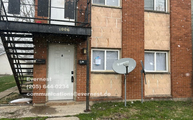 Building Photo - 1006 E 15th Ave