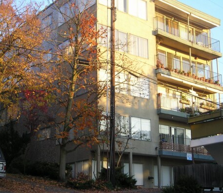 Building Photo - Corona Apartments