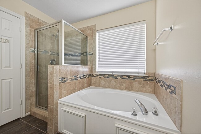 Building Photo - 9111 Winkbow Dr