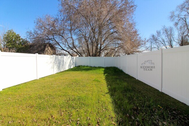 Building Photo - New Construction! 3 Bed/2.5 Bath in Pasco