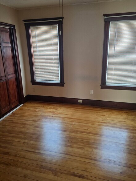 Building Photo - 260 Walton St