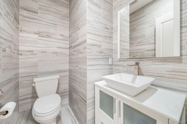 Building Photo - 13 White Birch Dr