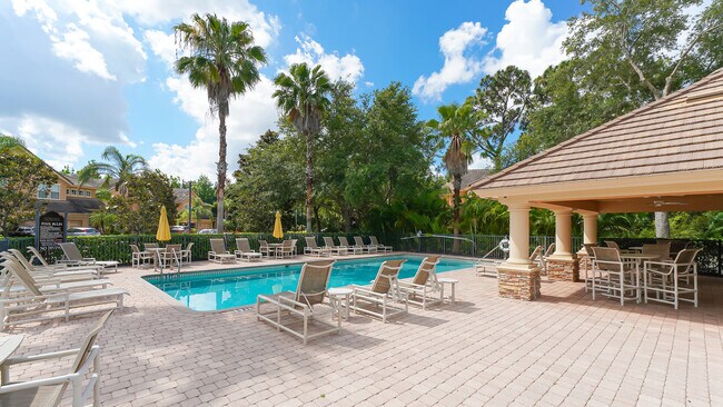 Building Photo - 8280 Villa Grande Ct