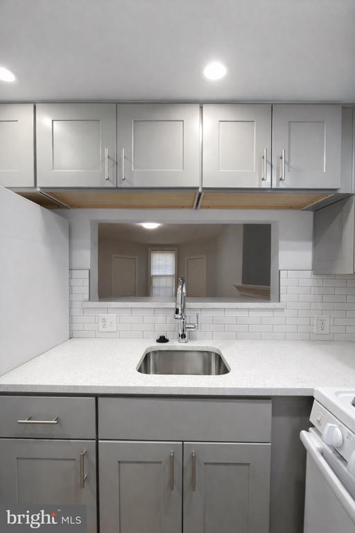 Building Photo - 1701 Spruce St