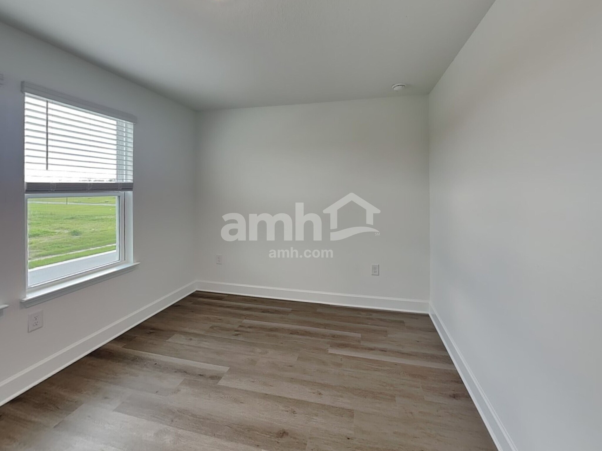 Building Photo - 16648 Cheyanne Ct