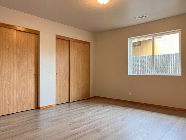 Building Photo - 622 E GRANT St