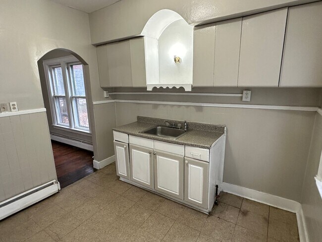 Building Photo - Single Family Home Ready for Rent in a Gre...