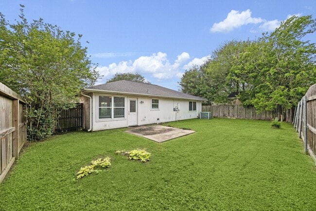 Building Photo - 6907 Grant Dr