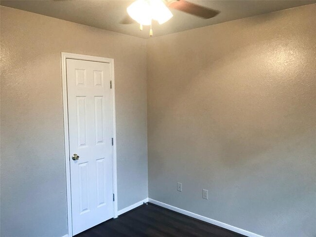 Building Photo - 6403 Garden Canyon Dr