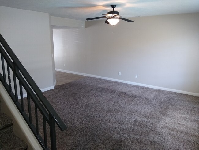 Building Photo - 340 1425 N St