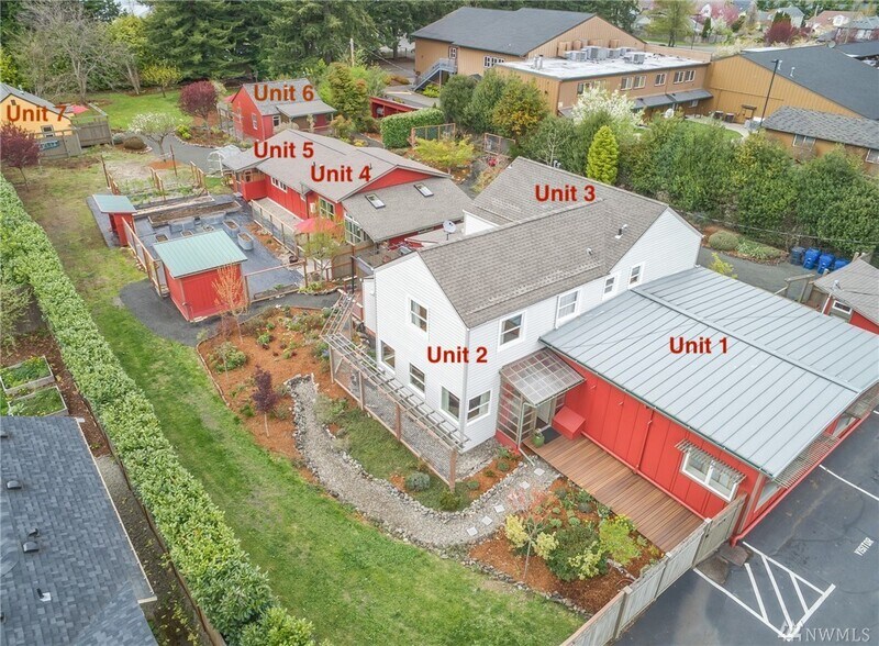 Building Photo - 719 Division St NW