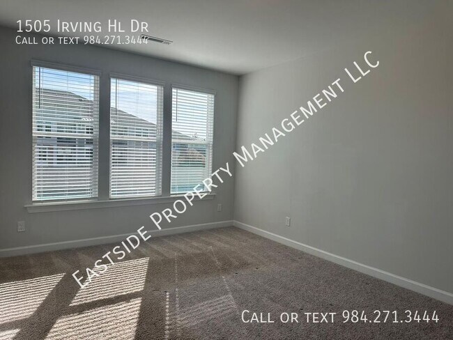 Building Photo - 1505 Irving Hl Dr