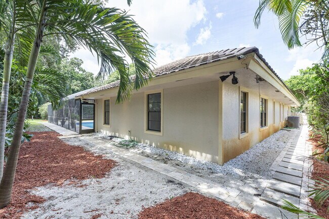 Building Photo - 2244 Quail S Rdg