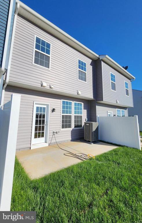 Building Photo - 437 Hillsdale Pl