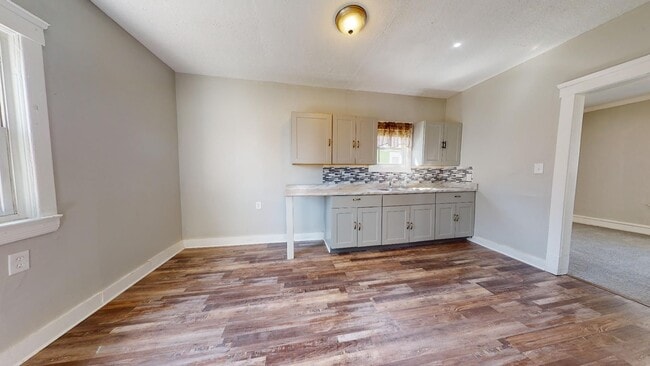Building Photo - Cudell Neighborhood - 3 Bedroom Single Fam...