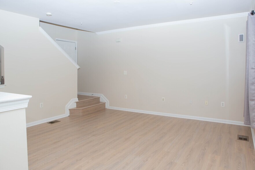 Building Photo - 2829 Forest Run Dr