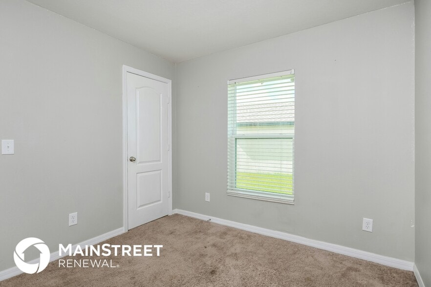 Building Photo - 1740 Canaan Lp