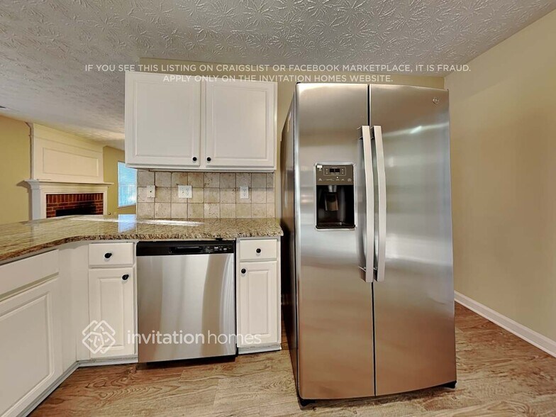 Building Photo - 1346 Dalesford Dr