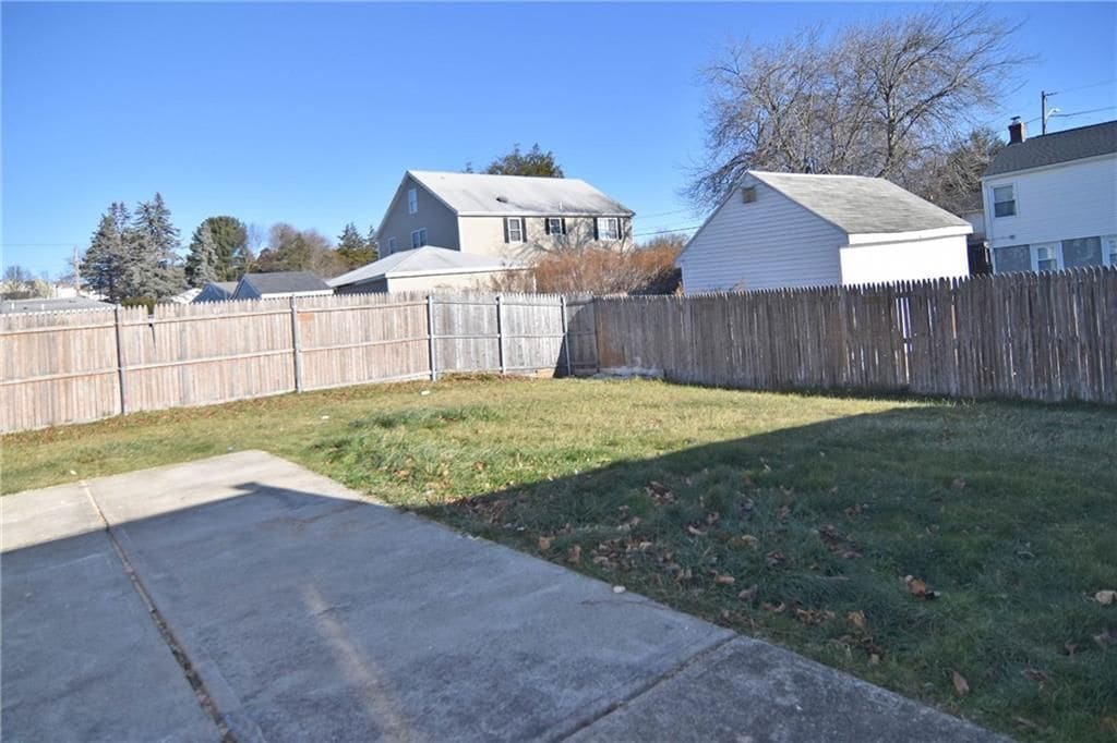 Building Photo - 8 Coleman St