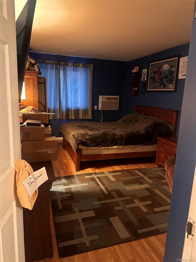 Building Photo - 10 Oakwood Terrace