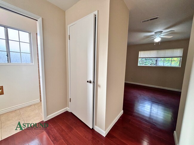 Building Photo - 510 Linford Pl