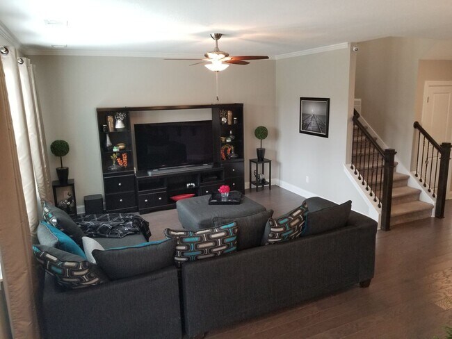 Building Photo - 2 Story 4 Bedroom Home Near Fort Gordon