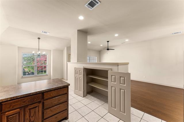 Building Photo - 509 Mariner Dr
