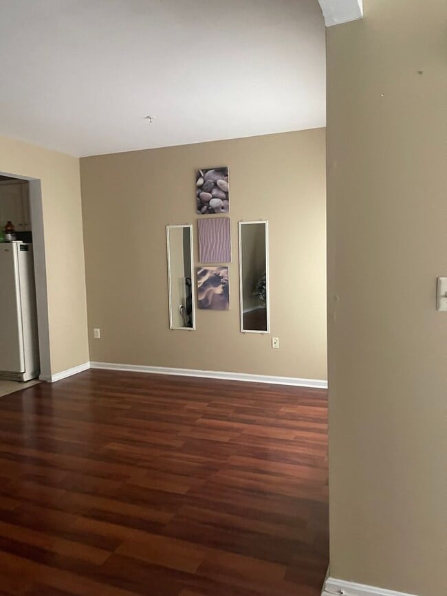 Building Photo - Charming 4BR Townhouse in Waldorf