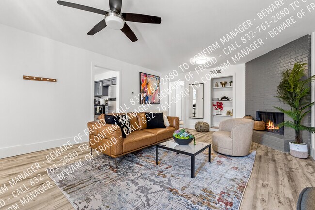 Building Photo - 12811 Pandora Dr