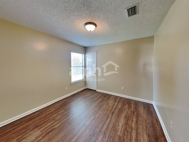 Building Photo - 2949 Biloxi Trl