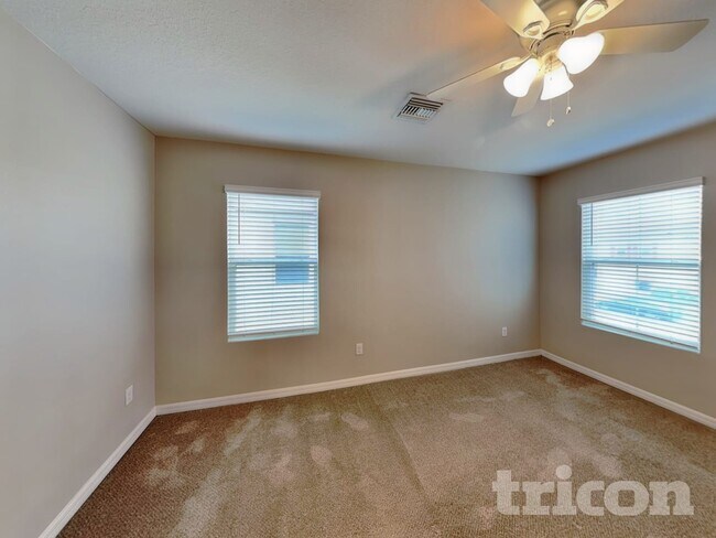 Building Photo - 4127 Willow Hammock Dr