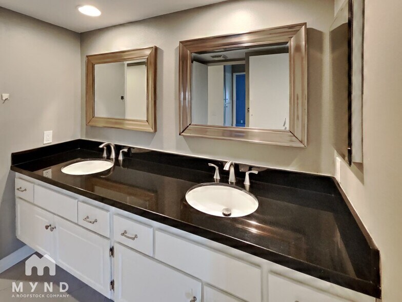 Building Photo - 7732 Camino Noguera