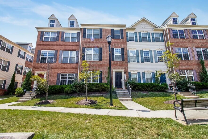 Primary Photo - 7932 Pettigrew St