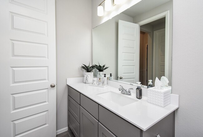 Building Photo - 31443 Splitting Willow Ln