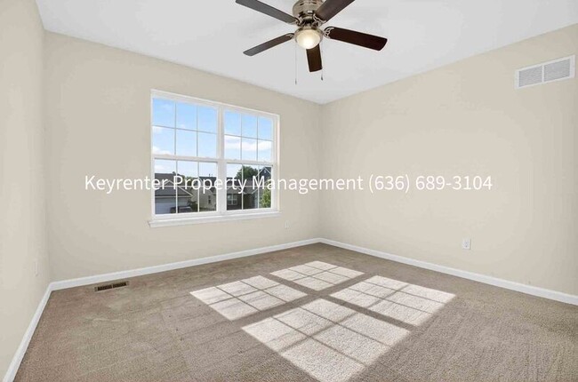 Building Photo - 229 Charlestowne Place Dr