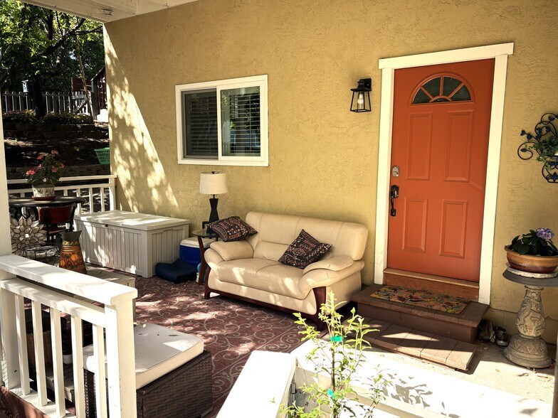 Front Patio - 1340 Hospital Rd