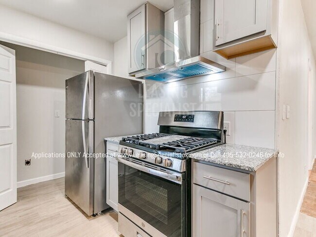 Building Photo - Charming Mid Norman 3 Bed 2 Bath Home!