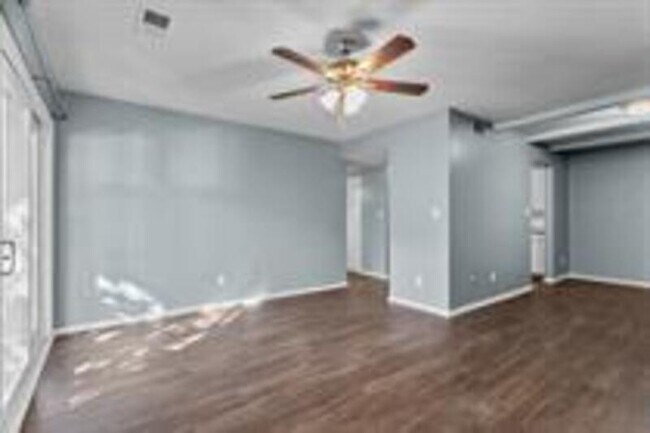 Building Photo - 1 NW O'Brien Rd