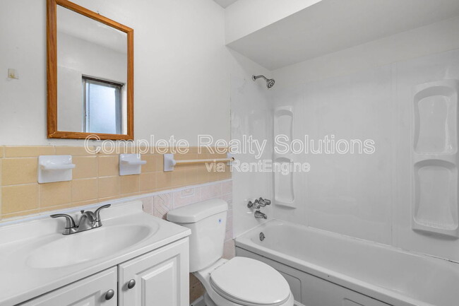 Building Photo - 2323 Woodson Rd