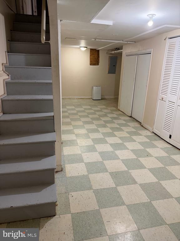 Building Photo - 3812 W Cold Spring Ln